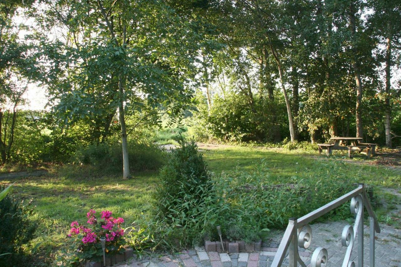 Vegawagen Psyche, Een Sprookje In Coevorden Exterior photo